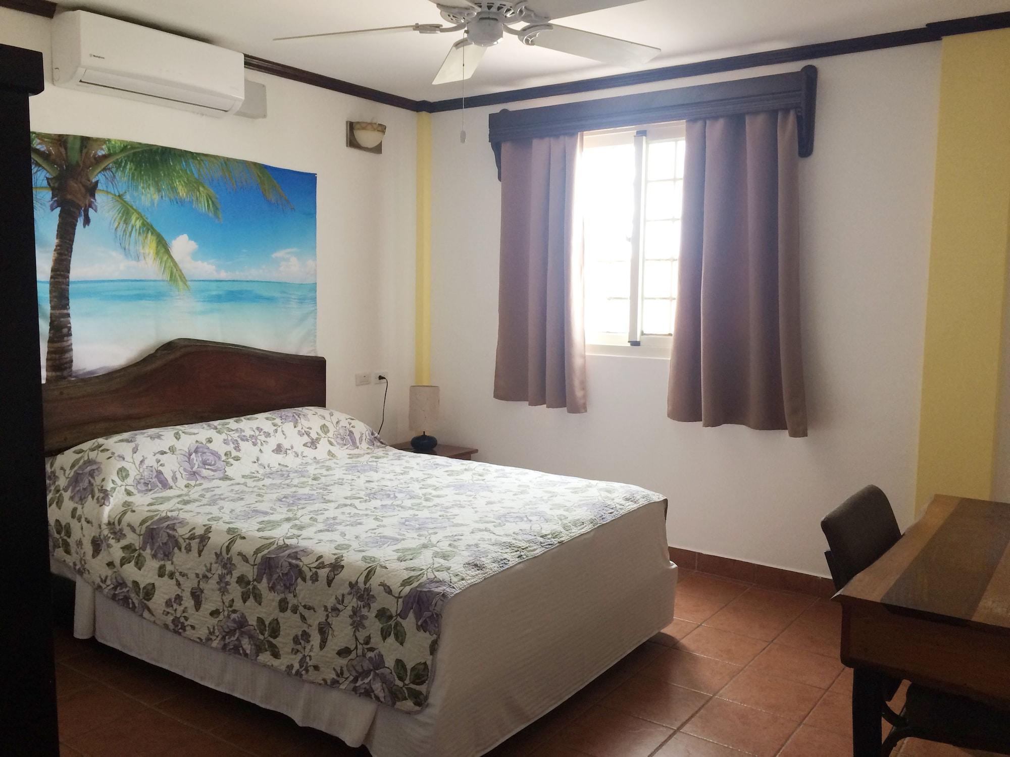 בליז סיטי Easy Inn Hotel מראה חיצוני תמונה