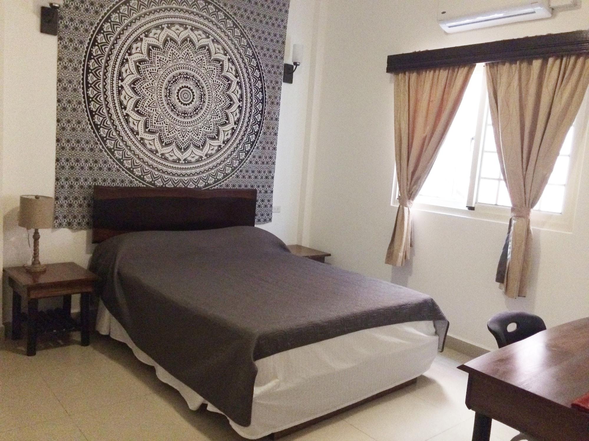 בליז סיטי Easy Inn Hotel מראה חיצוני תמונה