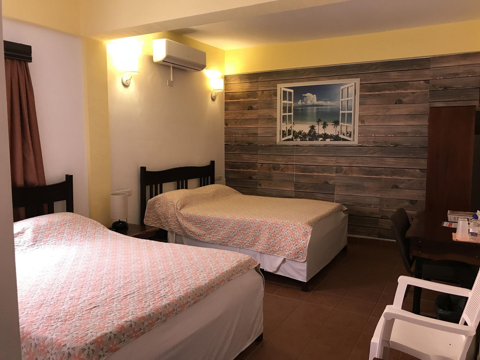 בליז סיטי Easy Inn Hotel מראה חיצוני תמונה